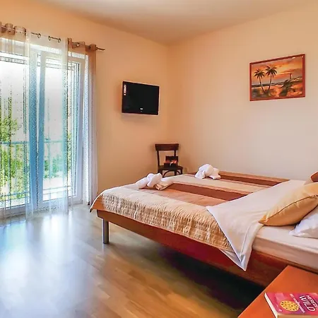 Vakantiehuis Beautiful In With Kitchen *