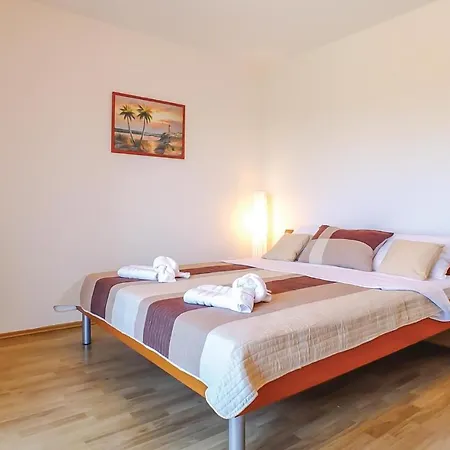 Beautiful In With Kitchen Vakantiehuis Bast